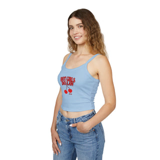 Hot Girls do Law Tank