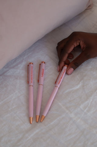 It’s Giving Elle Woods 3 - Piece Pen Set - *This is not legal advice